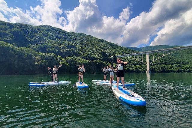 【徳島・三好・マリンスポーツ】SUP含む4種類OK！穏やかな湖で水あそび1日体験