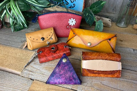 【群馬・桐生・レザークラフト】贈り物やお揃いにピッタリ！手染めor手作りクラフト