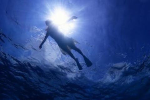 【沖縄・宜野湾・シュノーケリング】ケラマブルーの世界を覗くシュノーケリングプラン