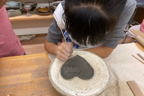 【奈良県・奈良市・手びねり】時間内にできたものは全て焼成！手びねり（粘土1kg）