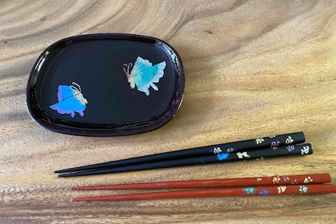 【静岡・伊東・伝統工芸】記念や贈り物にぴったり！漆塗り体験・箸作り（1個）