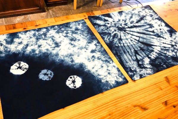 徳島・鳴門・藍染め体験】1グループ貸切制でのんびり。ハンカチ藍染め