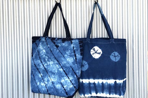 【徳島・鳴門・藍染め体験】1組貸切制でじっくり取り組める。エコバッグ藍染め体験