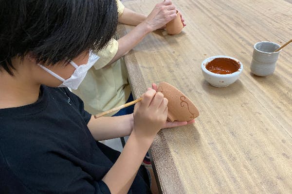佐賀・唐津・絵付け】3種類の素焼きの器から選べる！唐津焼絵付け体験