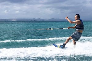 沖縄・うるま・マリンスポーツ】4H遊び放題！フライボードやSUPなど7種