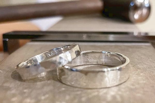 ハンドメイド シルバー リング　値段交渉可 馬が7頭並んだ切り抜き・セプトシュヴァルリング（950シルバー