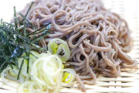 【東京・駒込・そば打ち体験】粉の状態から手打ちで作る！そば打ち体験プラン