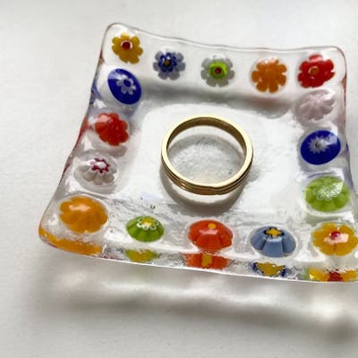 群馬・前橋・ガラス細工】ベネチアンガラスで作るミニサイズのお皿(2 群馬・前橋・ガラス細工】ベネチアンガラスで作るミニサイズのお皿(2