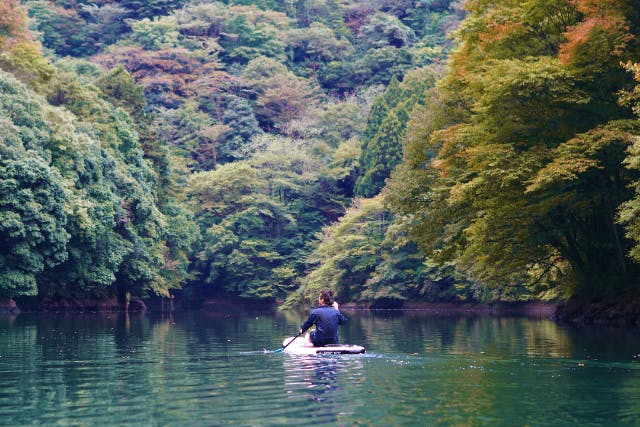 【東京・奥多摩・自然体験】究極の「ととのう」を満喫！白丸湖湖畔でテントサウナ体験