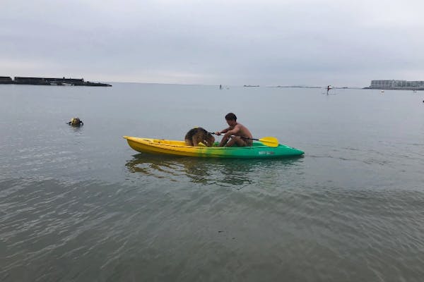 神奈川・葉山・シーカヤック】一色海岸をクルージング！シットオン
