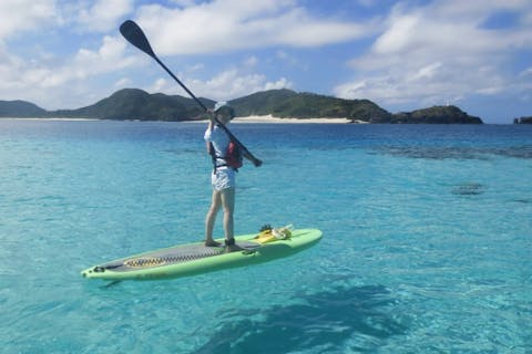 【沖縄・座間味・SUP】嬉しい半日セットプラン！SUP＆シュノーケリング