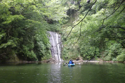 【千葉・亀山湖・カヤック】秋冬におすすめ！レイクカヤック体験