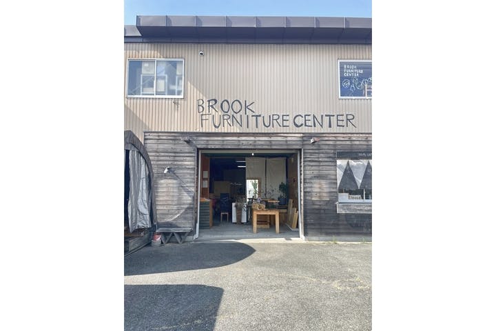BROOK FURNITURE CENTER（ブルックファニチャーセンター）