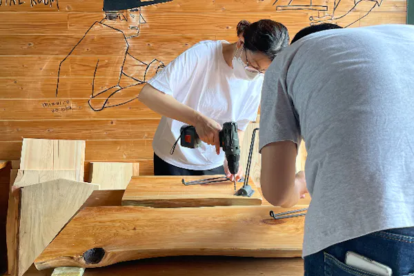 三重・四日市・手作り家具】三重県産のヒノキを使った折り畳み式のロー
