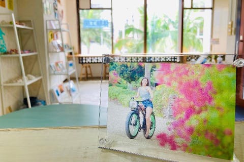 【沖縄・那覇・手作り雑貨】国際通り沿いで観光の合間にも◎光にかざすと透けて見える！半透明な写真を作ろう(1枚)