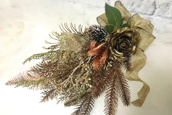 東京・江戸川橋・神楽坂・フラワーアレンジ】クリスマススワッグ