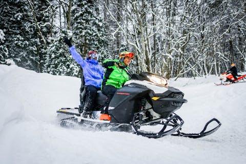 長野・大町・スノーモービル】自分で運転できる！スノーモービル