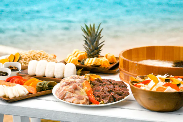 沖縄・津堅島・BBQ+マリンスポーツ】離島の穴場スポットを満喫