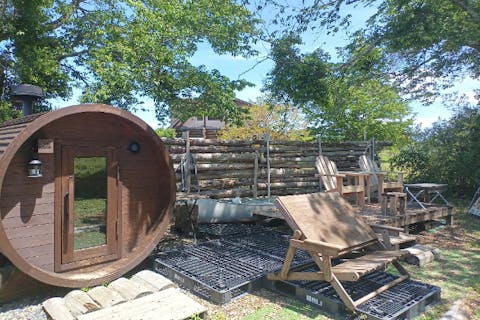 【茨城・那珂川・サウナ】アクティビティ＋バレルサウナがセットになったスペシャルプランです。興奮と癒しの休日を堪能！