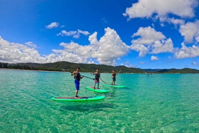 奄美大島【SUP】サップ初心者の方でも大歓迎！当日予約可能・ドローン空撮動画で撮影する写真の無料プレゼントあり（60分）※お一人様も可能