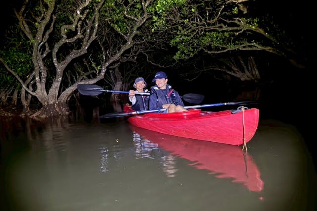 奄美大島【夜のマングローブカヌー】奄美大島の自然を満喫！（60分）by奄美シーランド※お一人様も可能