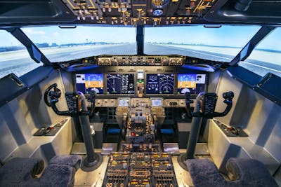 千葉・舞浜・フライトシミュレーター】パイロット体験70分《1〜4名