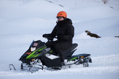 北海道千歳市】☆スノーモービル＆ATV体験☆爽快に走り抜ける！冬だけ