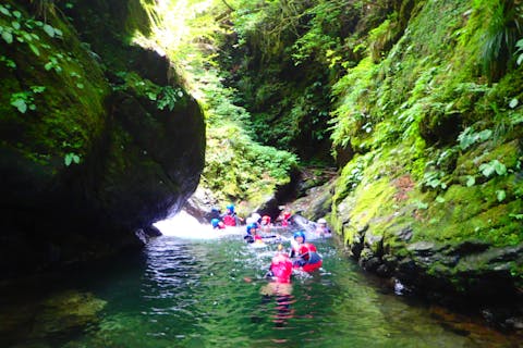 奥多摩シャワークライミング&白丸湖SUPコンボツアー（写真データ・ランチ付）