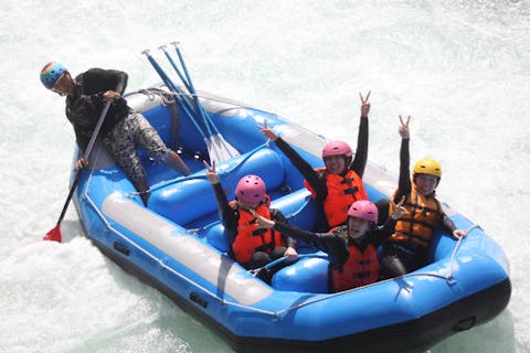 【徳島・大好評春割】激流日本一＆温泉付＆ドローン動画＆絶景が楽しめるプラン☆手ぶらでOK♪小歩危ラフティング体験 ！！初心者の方も大歓迎です☆