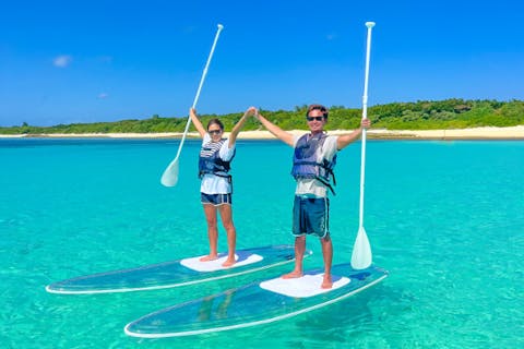 【沖縄・宮古島】絶景宮古ブルーの海でクリアSUP or クリアカヤックツアー！＜写真ドローンデータ無料＞