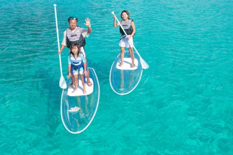 【沖縄・宮古島】ドローン撮影付クリアSUP&シュノーケリングツアー！ウミガメorコーラルシュノーケリングが選べるコース＜写真ドローンデータ無料／ウエットスーツ無料＞