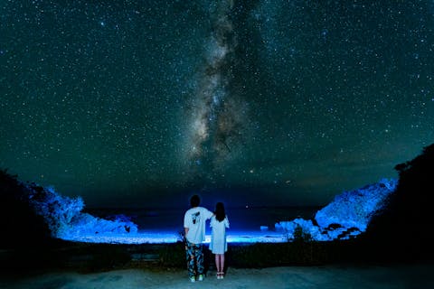 【沖縄・宮古島・星空ポートレート】宮古島の夜空に輝く天の川♪SNS映え間違いなし／天然のプラネタリウムで星空フォトツアー／女子旅・カップル・ファミリーにおすすめ！