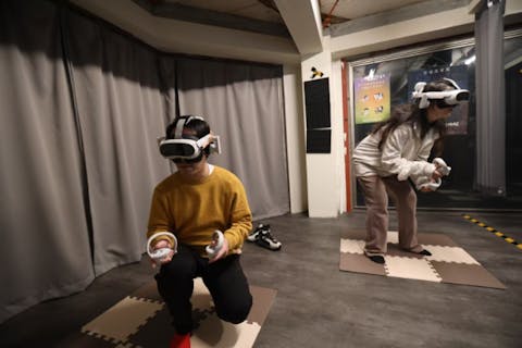 秋葉原/神田で挑む1時間VR脱出ゲーム！仲間と協力し、謎を解きながら幻想世界へ冒険に出よう！