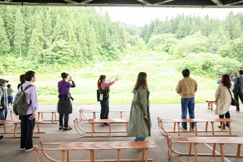 【新潟・越後妻有・アートイベント】2023年の越後妻有 大地の芸術祭オフィシャルツアー／オニヤンマぱたぱたコース＜越後湯沢駅・まつだい駅発＞