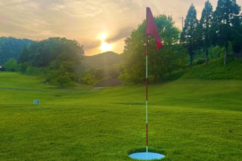 【兵庫・神戸・フットゴルフ】神戸駅から10分！誰でもすぐ楽しめる「フットゴルフ（サッカー×ゴルフ）」体験（9ホール）