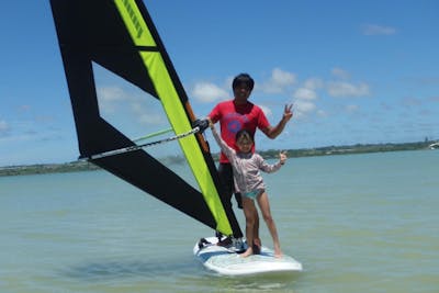 沖縄・宮古島】大自然のパワーを感じながら、ウインドサーフィン体験