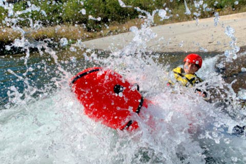 【群馬・沼田・パックラフト】ちょっと激しめ「ガッツリ体験コース」！スリルを味わいたい方におすすめ！