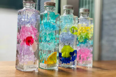 ◆ハーバリウム　180  カラフルパンジーの春bottle *.:。✿*゜ 静岡・焼津・ハーバリウム】美しい植物標本の世界 ハーバリウムボトル