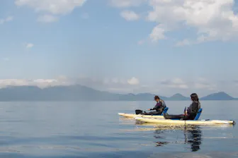 北海道・支笏湖・カヌー＆SUP・1名様参加用】＜ウエットスーツ着用  