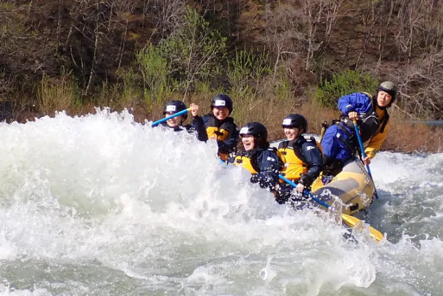 【北海道・ニセコ・ラフティング】＜コスパ最強＞ニセコ尻別川でラフティング体験！＜写真・動画、無料プレゼント！＞