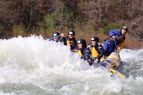 【北海道・ニセコ・ラフティング】＜コスパ最強＞ニセコ尻別川でラフティング体験！＜写真・動画、無料プレゼント！＞