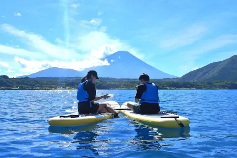 早朝6:00プラン★山梨・富士五湖・本栖湖・SUP★湖上散歩を楽しもう(^^♪　家族連れやカップル♡大歓迎！ お楽しみのティータイムは湖上の上で☆（所要時間：約2時間00分）