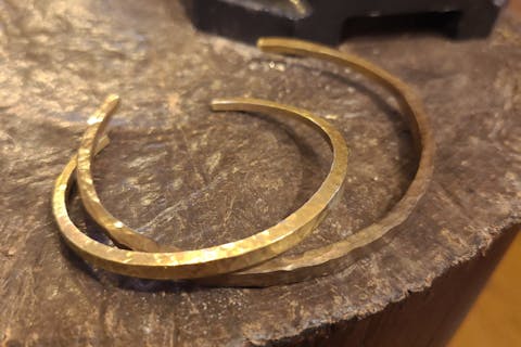 【京都・北区】メッセージ刻印も出来る♪バングル製作体験（シルバー、真鍮）ファミリー・カップル・ご友人とも