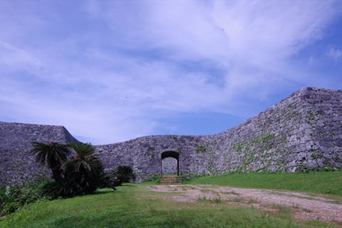 【沖縄・読谷村・自然散策】世界遺産「座喜味城跡」と森さんぽ