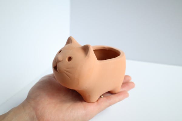 ファミリー向け・広島尾道・アクティビティ】猫のテラコッタ絵付け体験