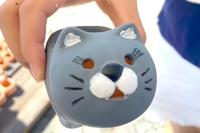 ファミリー向け・広島尾道・アクティビティ】猫のテラコッタ絵付け体験