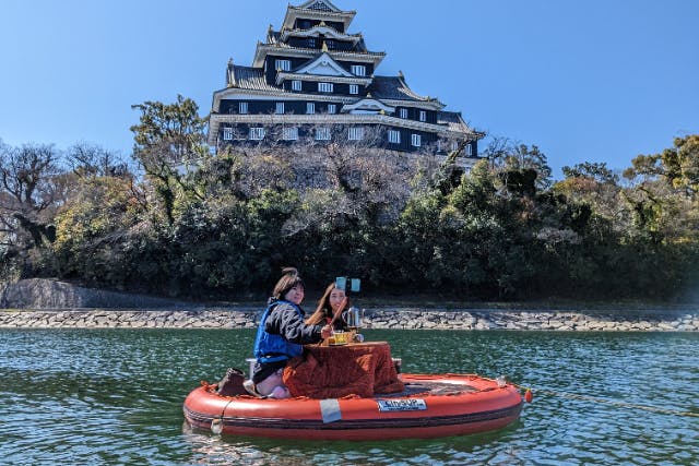 【岡山・水上ガイドツアー】岡山城をみあげる水上こたつツアー