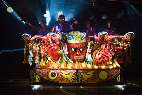 ＜第二部・第三部＞【新宿・歌舞伎町・圧倒的非日常を体験！】 唯一無二のジャパニーズエンターテイメントショー♪＜ドリンク2杯付＞