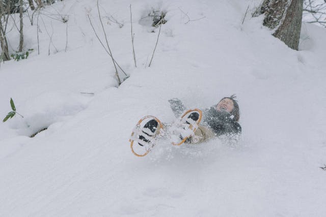 【秋田・田沢湖・スノーシュー】雪の絨毯を踏みしめながら、自然の美を堪能！スノーシュートレッキングで雪の世界を楽しもう！
