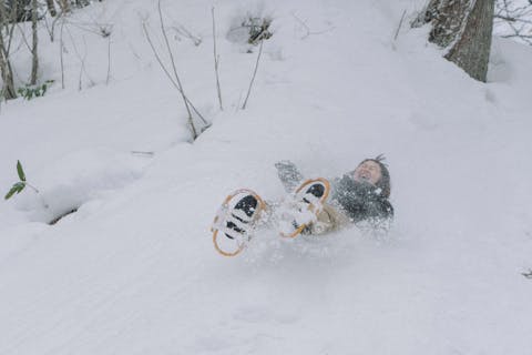 【秋田・田沢湖・スノーシュー】雪の絨毯を踏みしめながら、自然の美を堪能！スノーシュートレッキングで雪の世界を楽しもう！